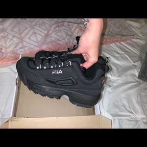 Black Fila sneakers men’s 8.5 women’s 9.5